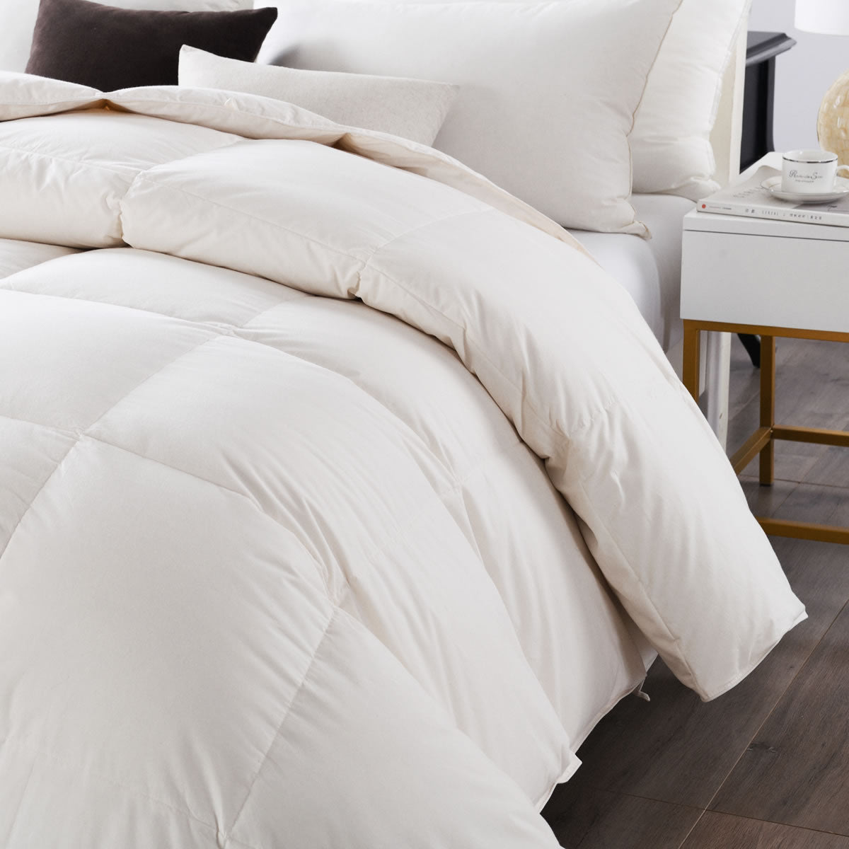 Luxury Siberian Goose Down Comforter - 100% Organic Cotton, 650 Fill-power Goose Feather Down Duvet Insert